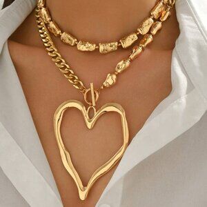 Vintage Inspired large Heart 2 Piece Necklace NWT!!!!!!!